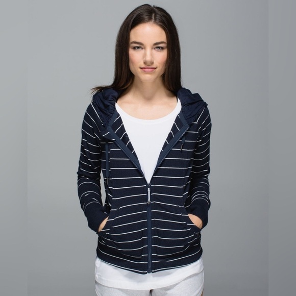 lululemon athletica Jackets & Blazers - Lululemon Movement Hoodie- EUC